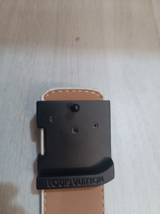 Curea Louis Vuitton Alb