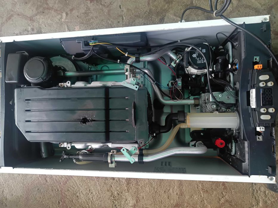 Ariston HS Premium 23kw defecta