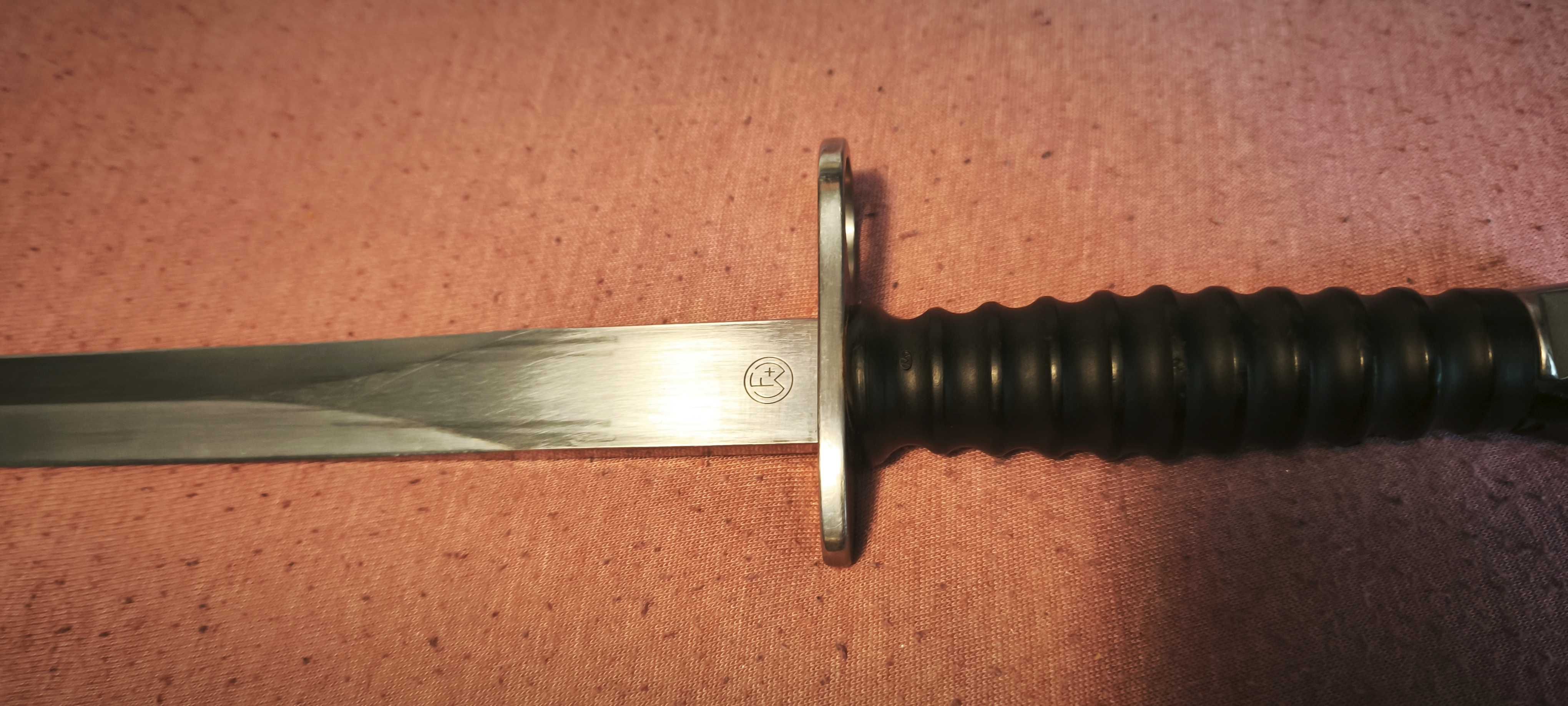 Baionetă elvețiană Sig 57