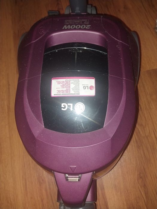 Пылесос LG в хорошем состоянии