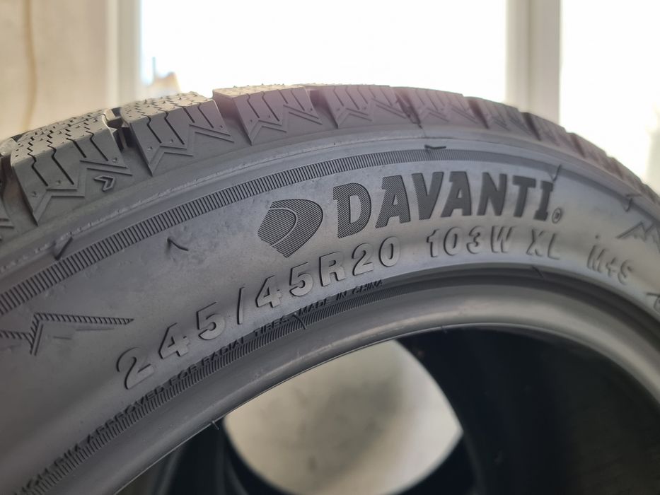 245/45/20 Divanti 4Броя: 480лв 9.5мм като Нови!