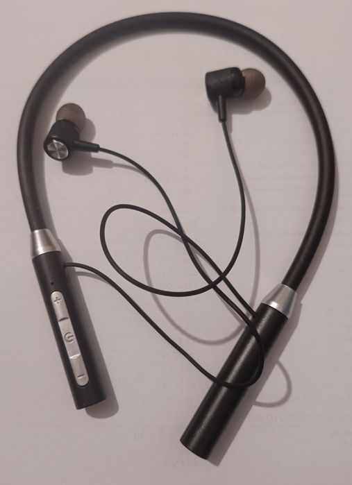 Căști bluetooth noi