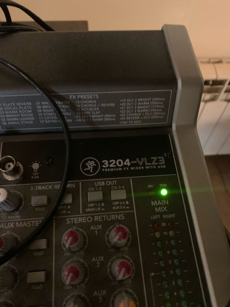 Consola mixer Mackie 3204 VLZ3 32x04 cu efect 32 canale