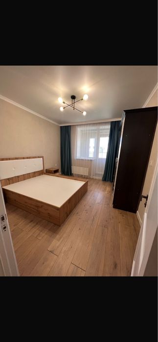 Отдам даром кровать и диван состояние отличное