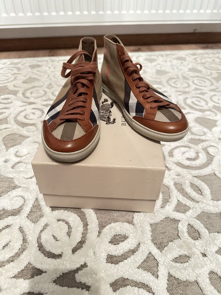 Pantofi sport Burberry