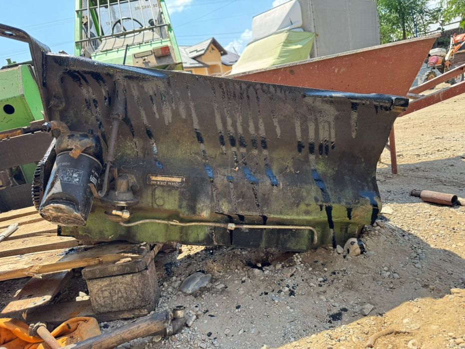 Vând bloc motor john deere