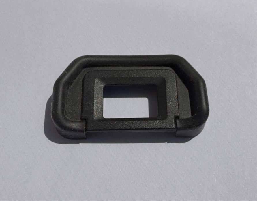 Околяр за фотоапарат Canon