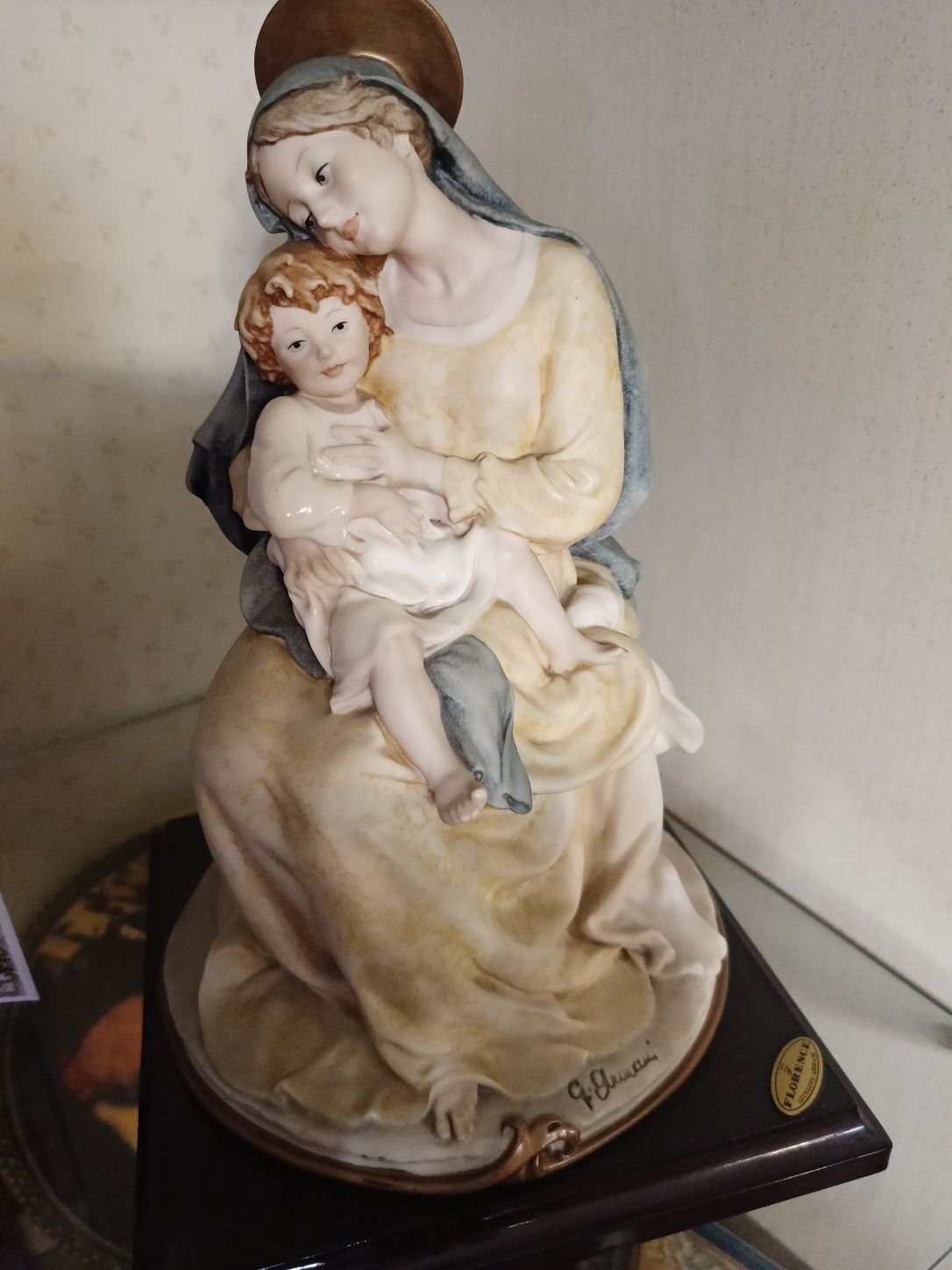 Коллекционная статуэтка Дева Мария с Иисусом. Бренд Florence. Италия