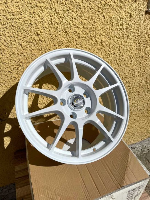 Новые диски CrossStreet R16 5x112