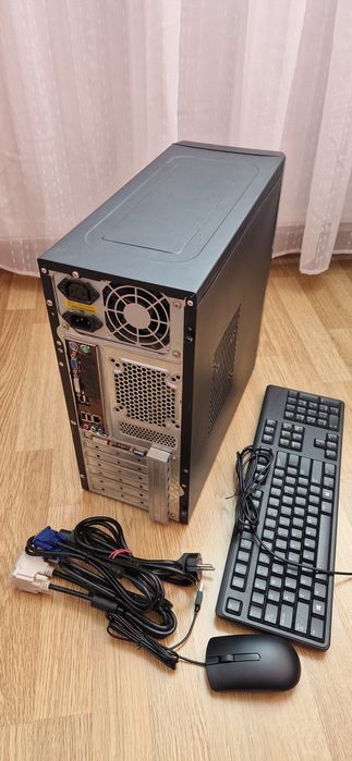 Unitate pc 4core 4gb ram 500gb hdd