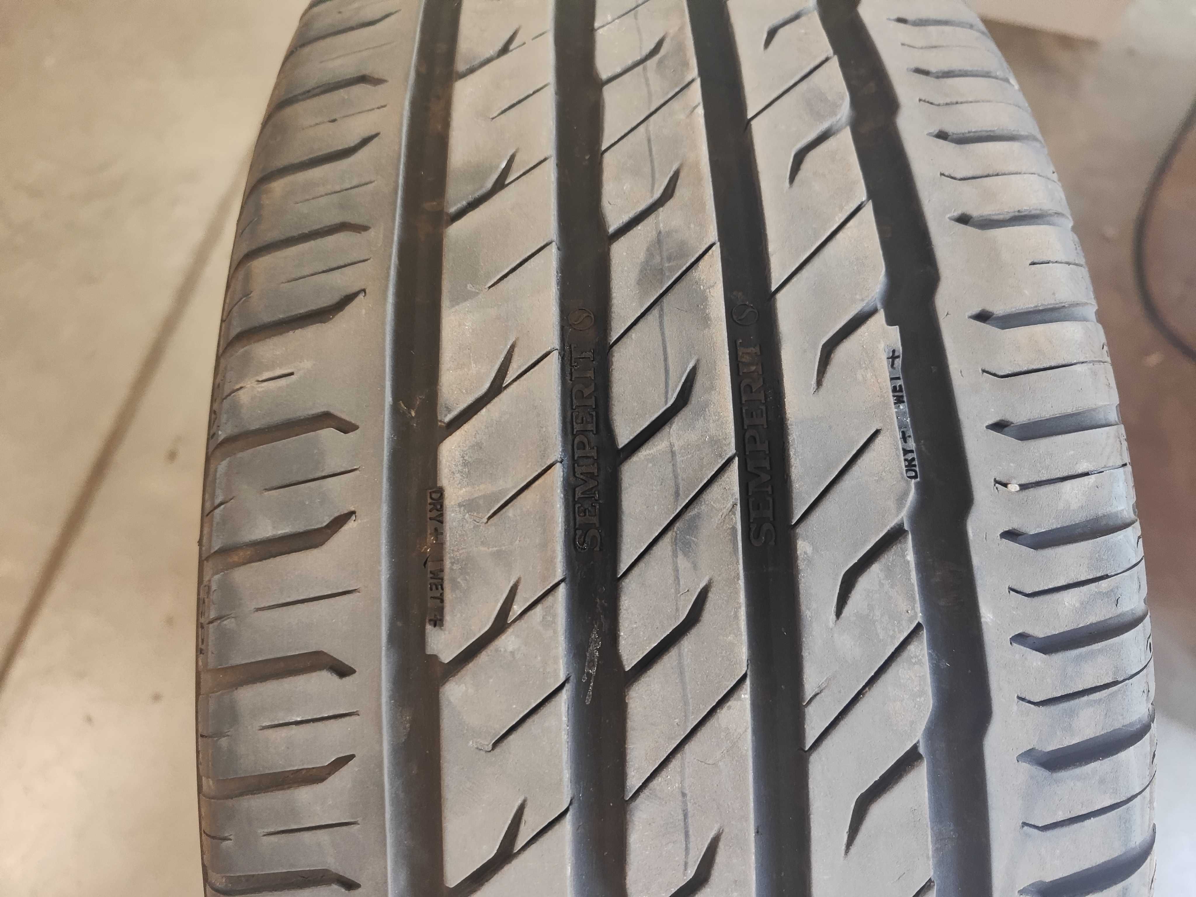2бр.летни гуми 225/45/18 Semperit