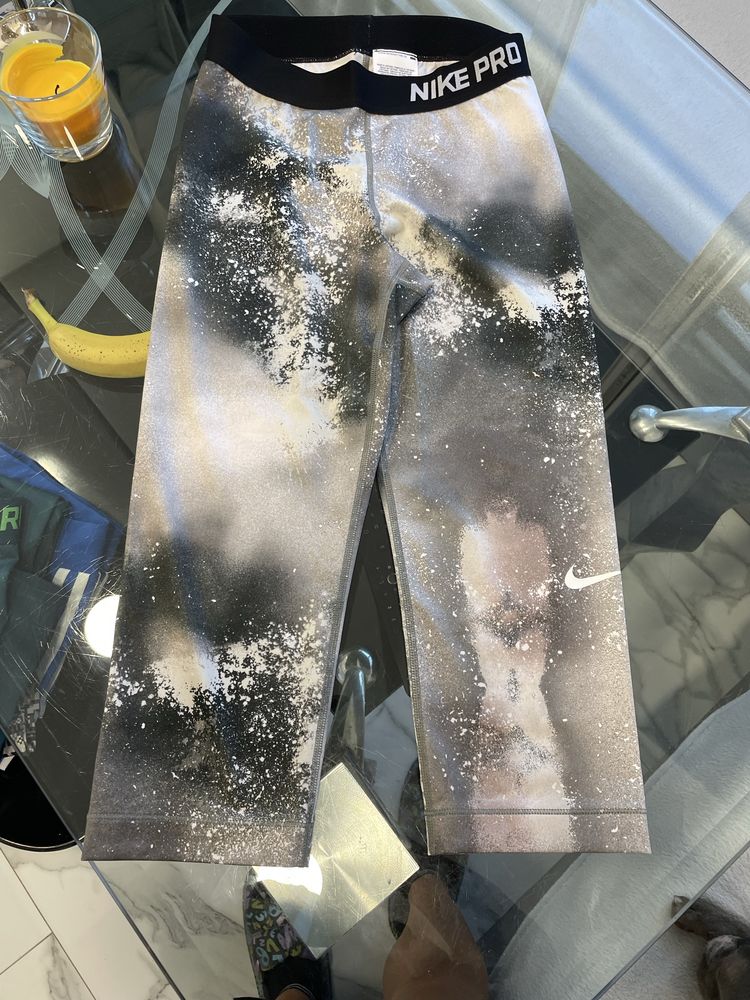 Adidas, Under Armour, Nike pro дамски клин