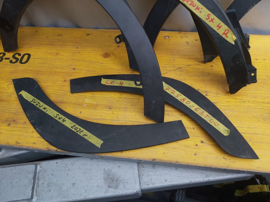 Лайсна калник Suzuki SX-4Cross 2017/23г