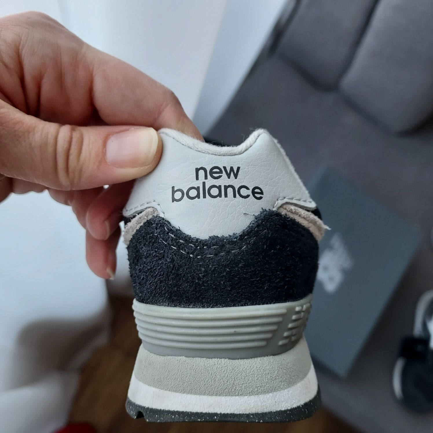 Детски обувки New Balance номер 28