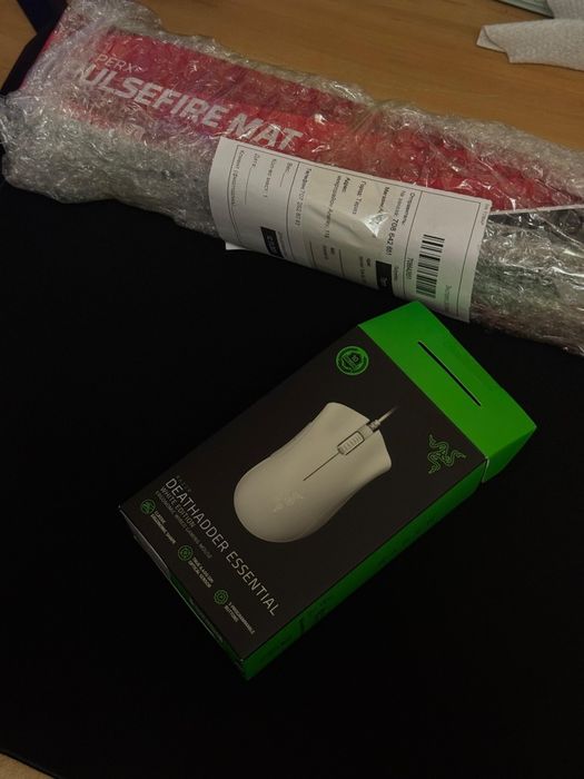 Мышка Razer Deathadder Essential + Коврик HyperX Pulsefire Mat Large 4