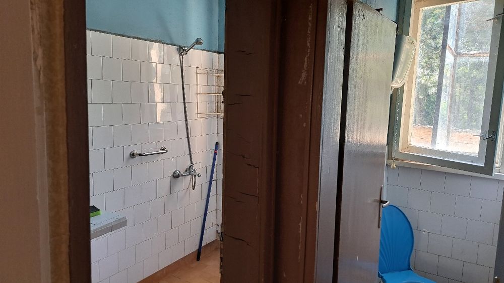 Продава се Четиристаен апартамент в Ловеч, Център - 112 кв.м за 1152 €/кв.м - Снимка #12