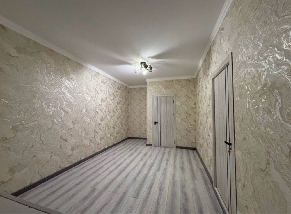 Ялангач Продается квартира 2/2/4 балкон 1.5*3 можно под ипотеку