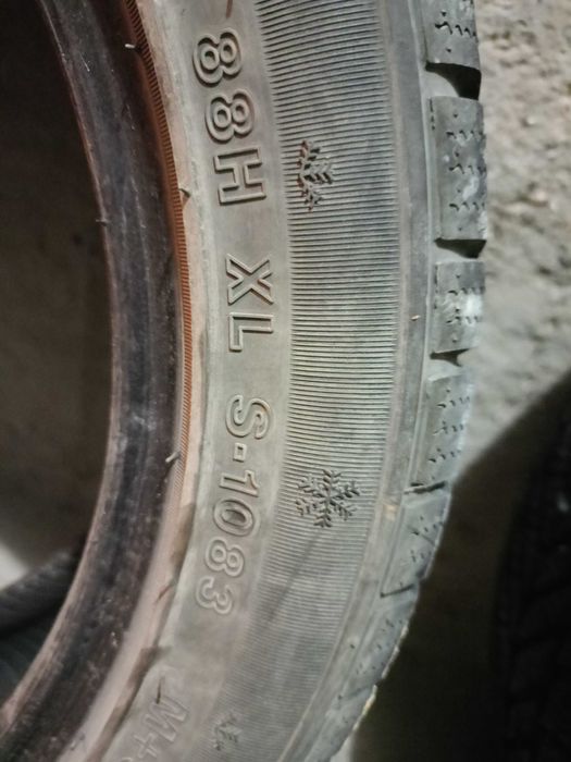 Зимна гума Snowgrip 195/50/16
