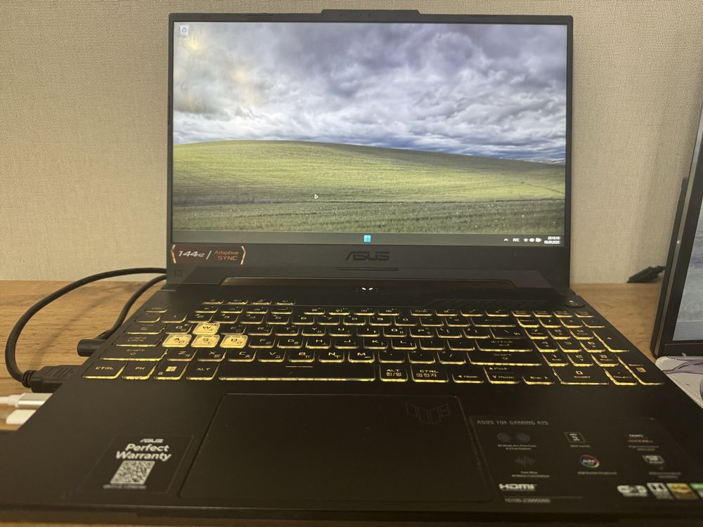 Продам ASUS TUF Gaming A15, Ryzen 7 6800H, RTX 3060, 16GB RAM
