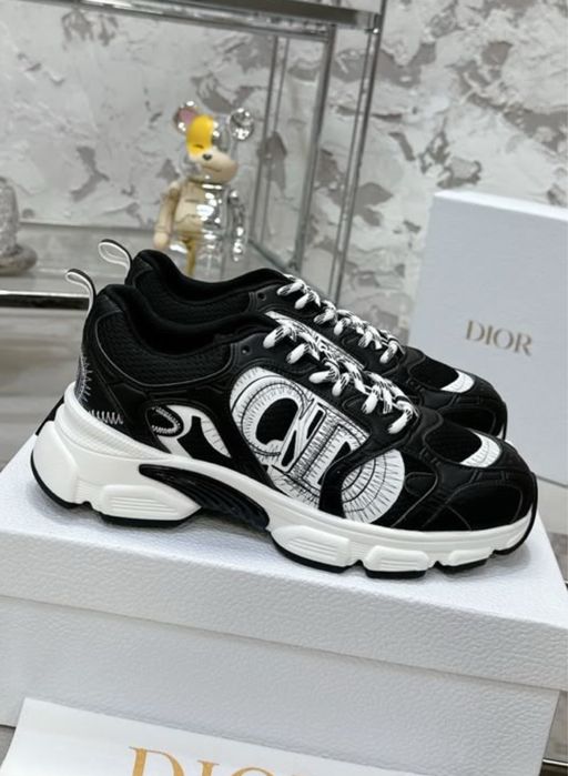 Дамски обувки Dior