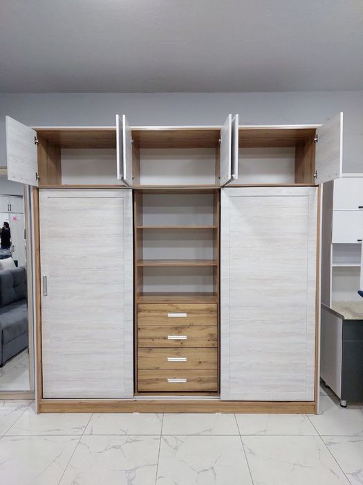 Большой купе шкаф