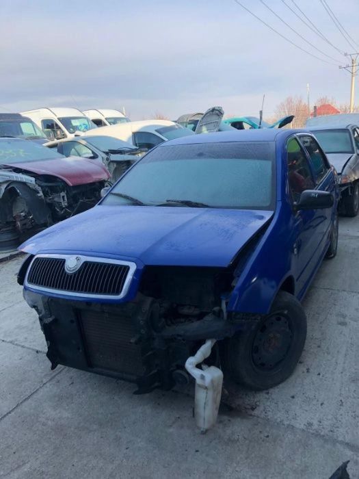 Dezmembrez Skoda Fabia, motor 1.4 - 1.6 Benzina, 1.4 - 1.9 Diesel 2003