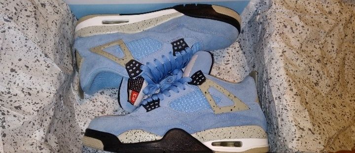 Jordan 4 Uni blue marimea 42 legit