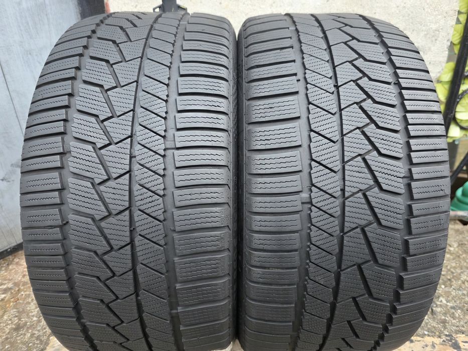 Vând două anvelope de iarna continental 255 35 19 dot 4922