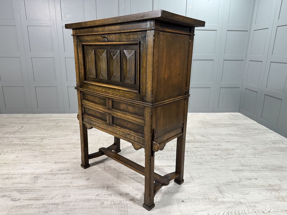 Шкаф - бюфет Jacobean Style Д1101