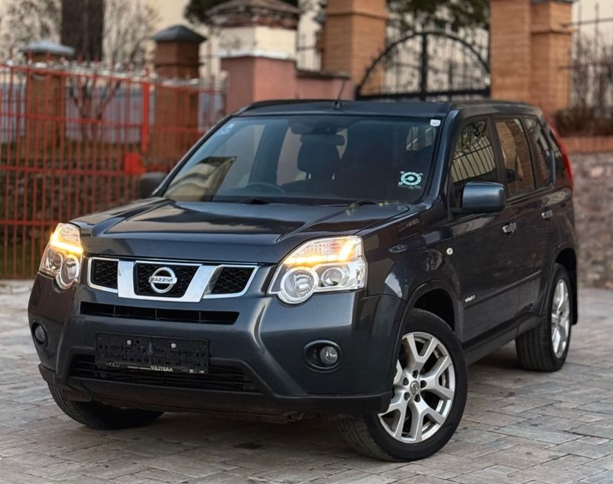 Nisan x-trail 2012