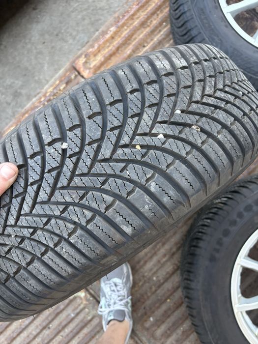 Джанти с гуми Land Rover 5x108 17”