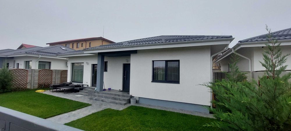 Casa individuală de vânzare