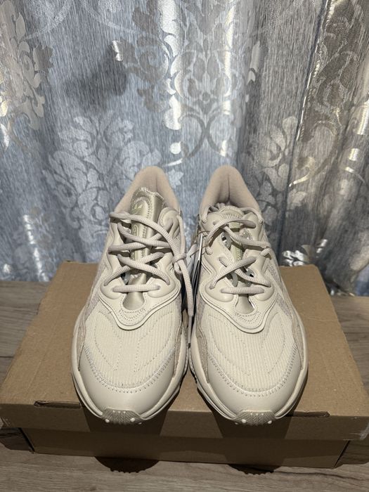 Adidas Originals OZWEEGO
