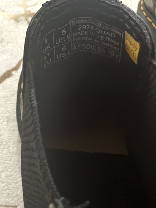 Ghete noi dama Dr. Martens