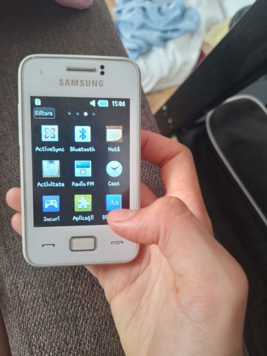 Vând telefon Samsung mini