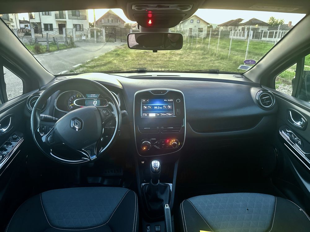 Renault clio 0.9 2014