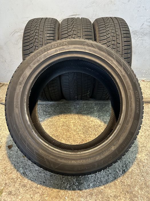 Гуми 225/50/17 HANKOOK Winter Icept RUN FLAT