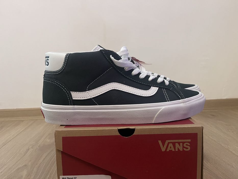 Vans Mid School 37 / нови кецове