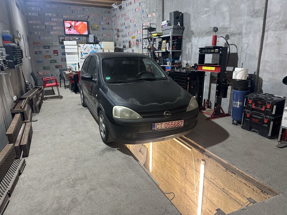 Vand opel corsa opel 1.7 dti