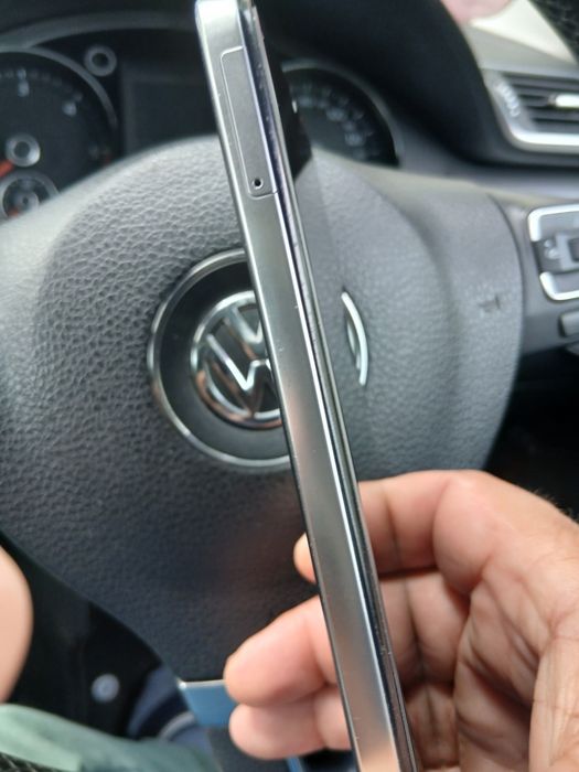 Vând telefon Nokia 52 g5