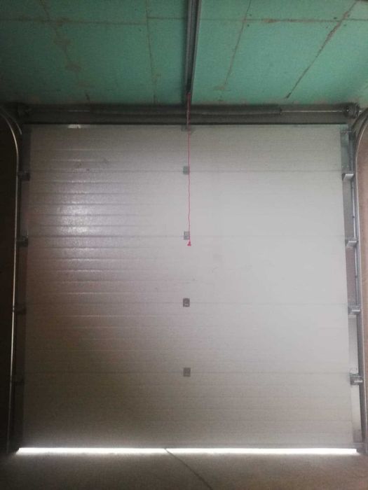Usi de garaj sectionale | usa garaj | porti garaj automate sau manuale