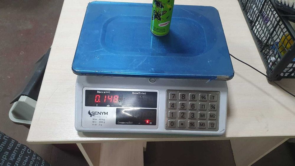 Продам электронные весы Senym до 40 кг б/у
