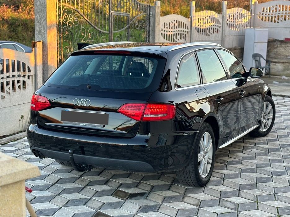 Audi A4 B8 S-LINE 2.0TDI 143C.P Full piele Full Led