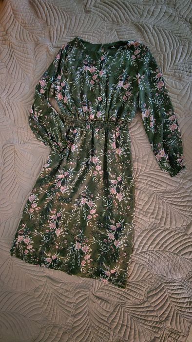 Платье праздничное