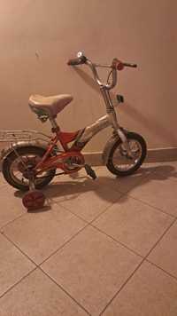 Велосипед детский с дополнительными колесами