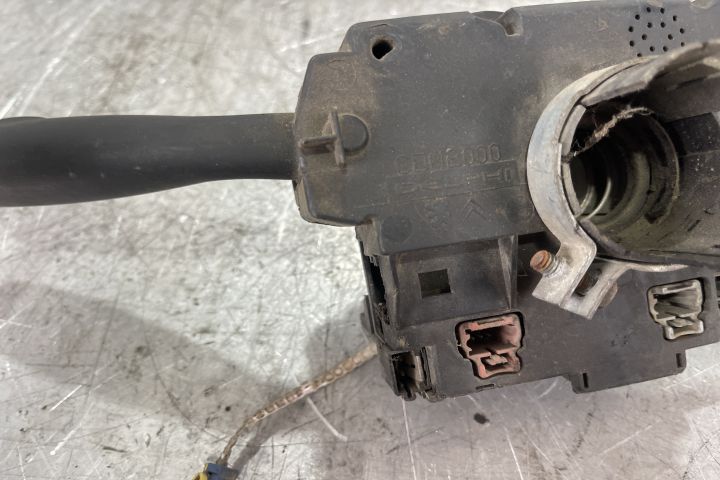 Maneta stergatoare parbriz si luneta 12275523 / 122755 23 Peugeot 307