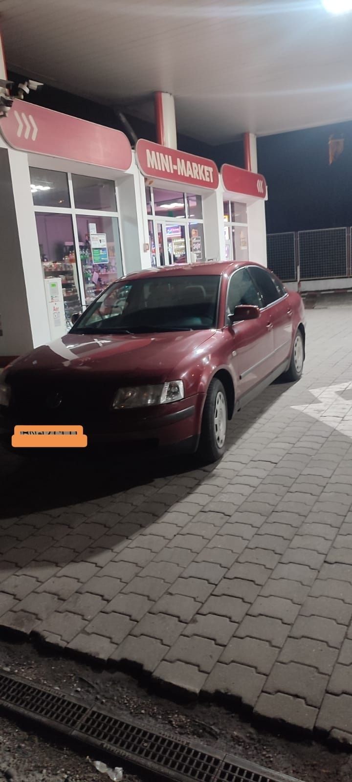 Vand passat din 2000 1.8 benzina 4x4.