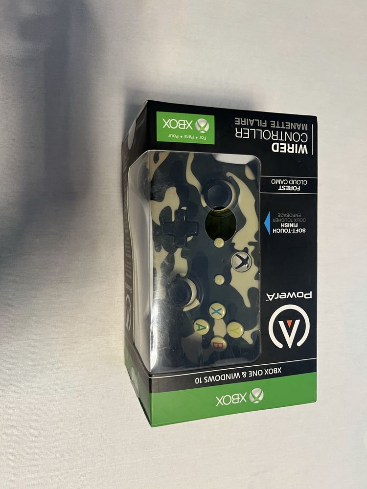 Xbox one 500 gb.