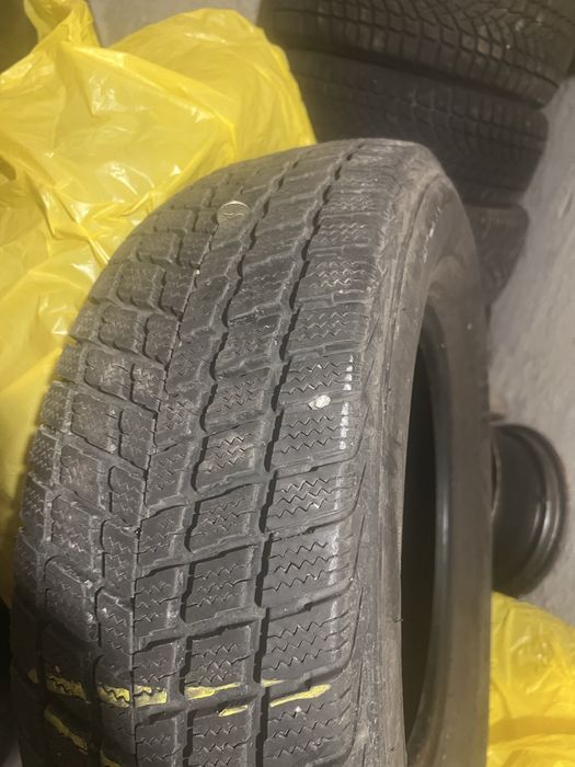 Зимни гуми Roadstoun Suv 235/70/16