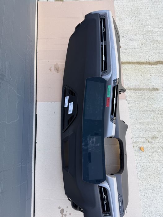 Plansa bord BMW X1 U11